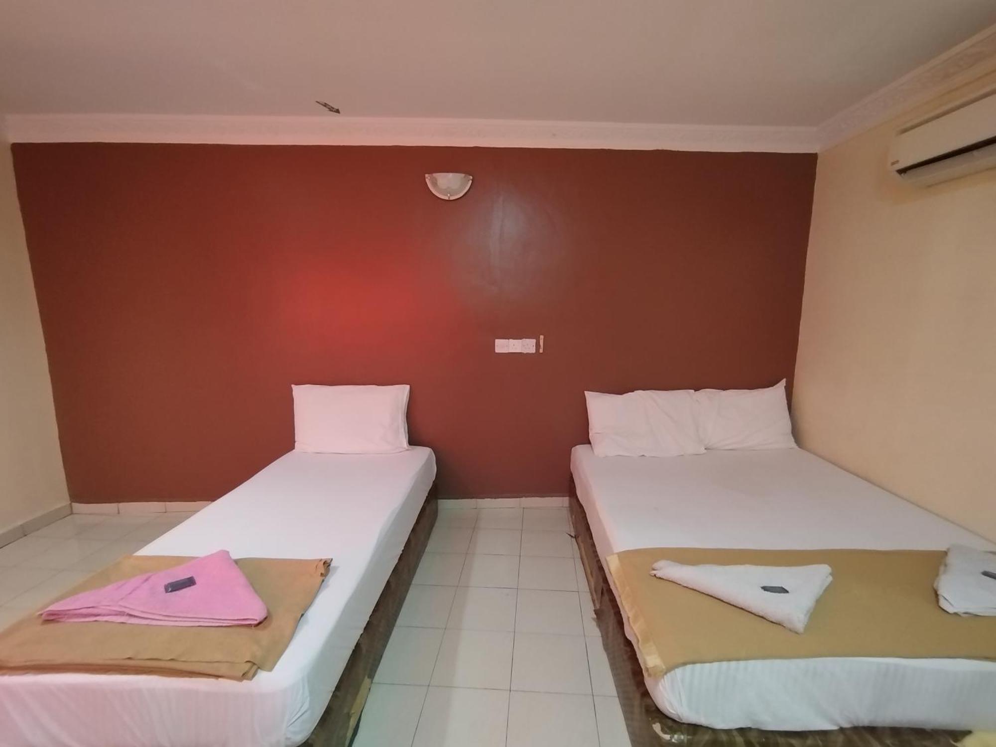 Sentosa Villa Hotel Klang Exteriör bild